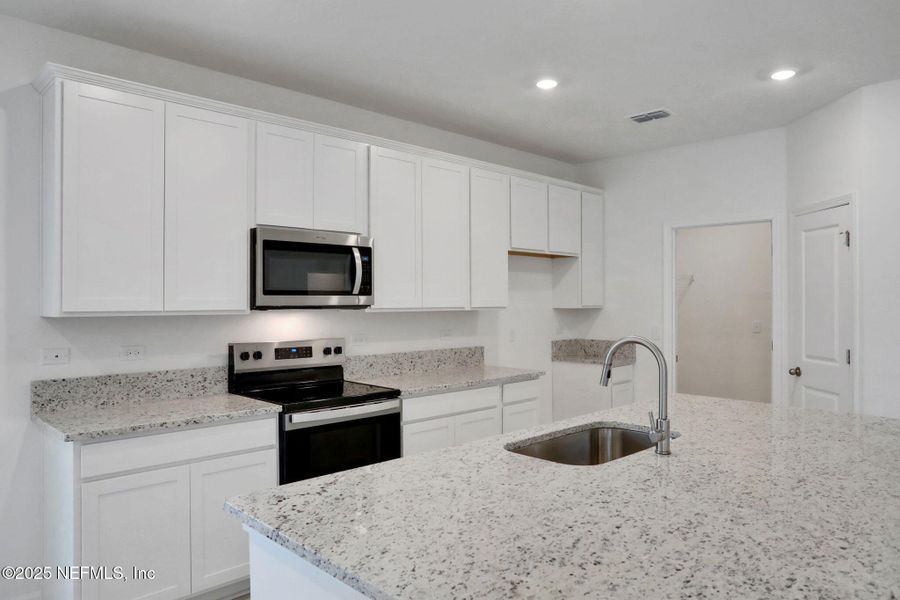 Furnished interior view inside a new home in Bellbrooke, Jacksonville (Image 11).