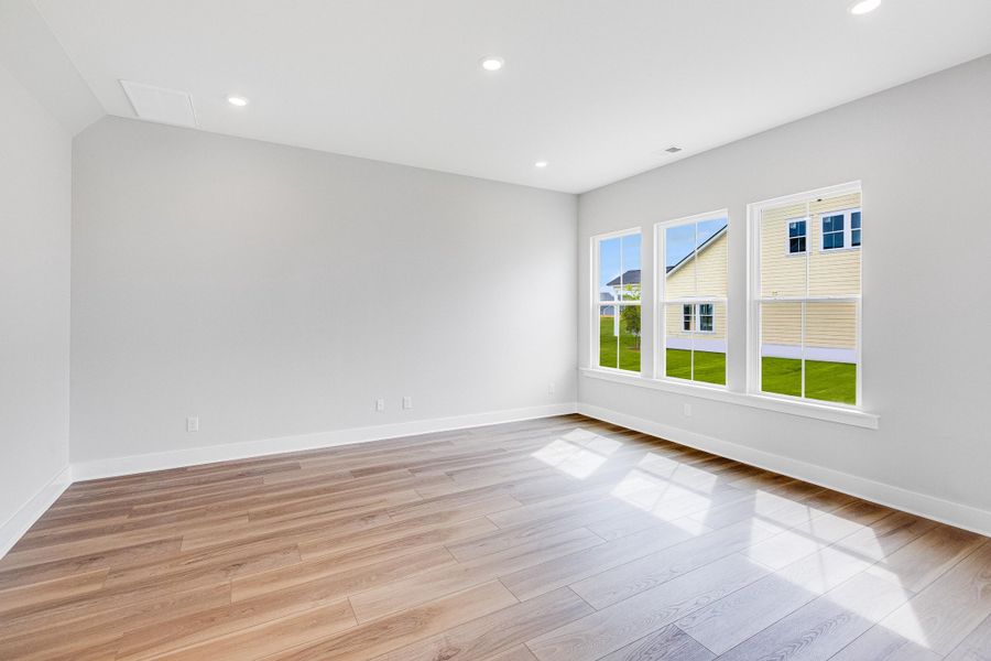 Spacious, unfurnished interior of a new home in Carnes Crossroads, Summerville (Image 4). Spacious, unfurnished interior of a new home in Carnes Crossroads, Summerville (Image 4).