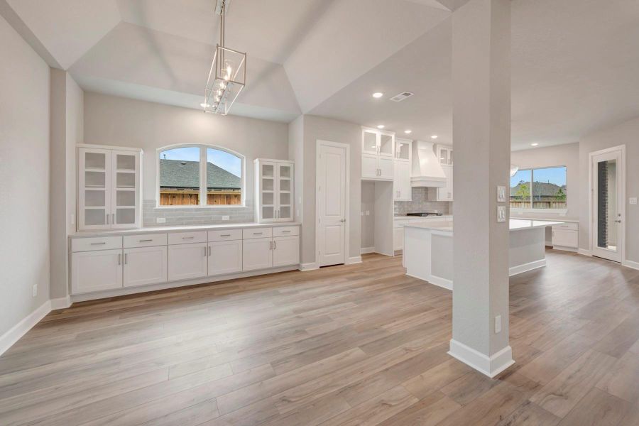 Spacious, unfurnished interior of a new home in Grand Central Park 55' Homesites, Conroe (Image 19). Spacious, unfurnished interior of a new home in Grand Central Park 55' Homesites, Conroe (Image 19).