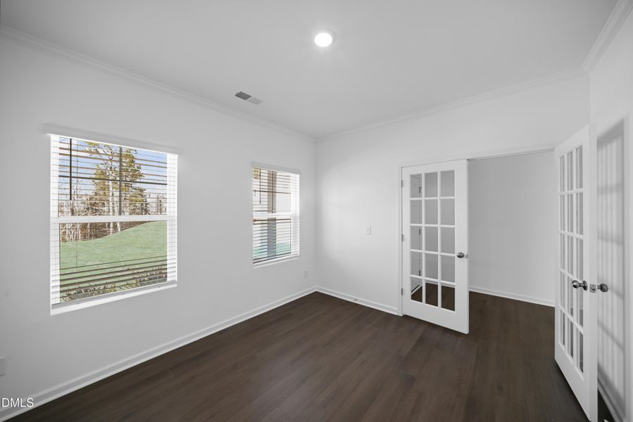 SUN_SherriDowns_Pic_Tessa-15