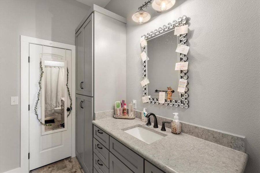 Furnished interior view inside a new home in , Mabank (Image 5).