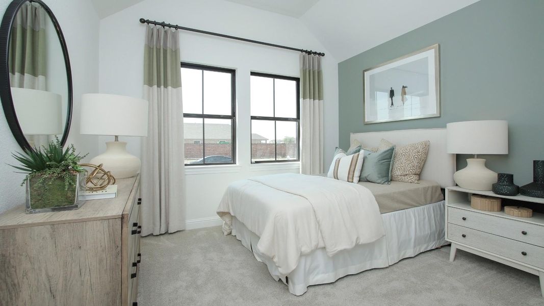 Model home photos of similar floorplans, not pictures of actual home. Model home photos of similar floorplans, not pictures of actual home.