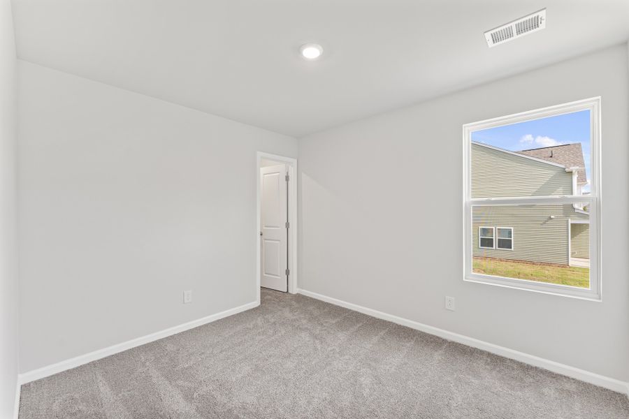 Spacious, unfurnished interior of a new home in Mayfair Village, Spartanburg (Image 21).