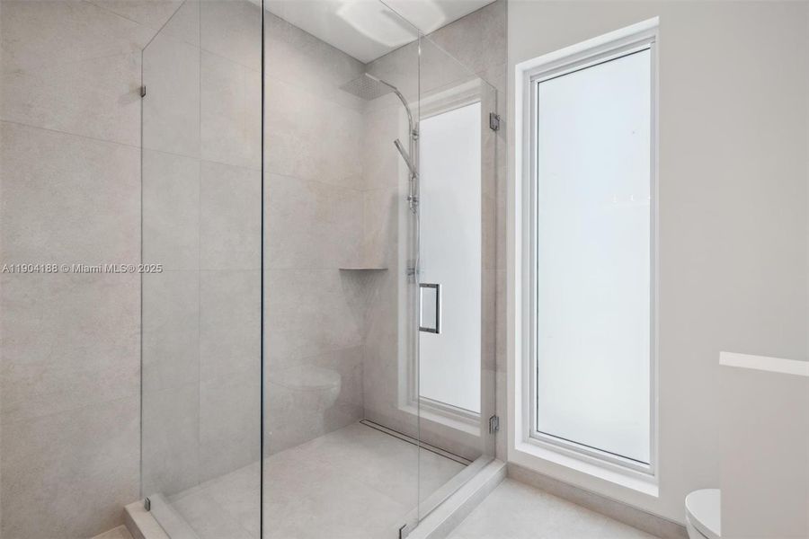 Furnished interior view inside a new home in , Pompano Beach (Image 39).