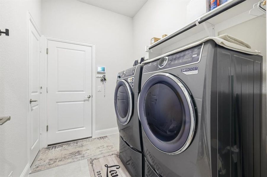 Close-up of interior finishes inside a home in , Midlothian (Image 21).