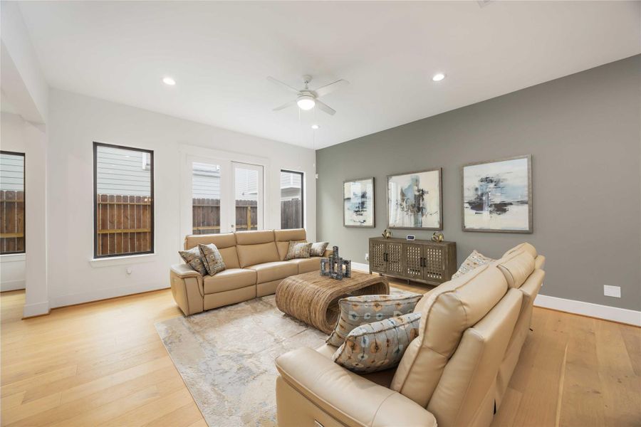 Furnished interior view inside a new home in Timbergrove Trails, Houston (Image 15). Furnished interior view inside a new home in Timbergrove Trails, Houston (Image 15).