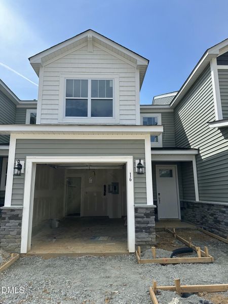 Hallie Exterior Front