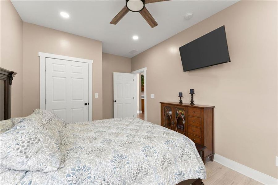 Furnished interior view inside a new home in , Demorest (Image 42).