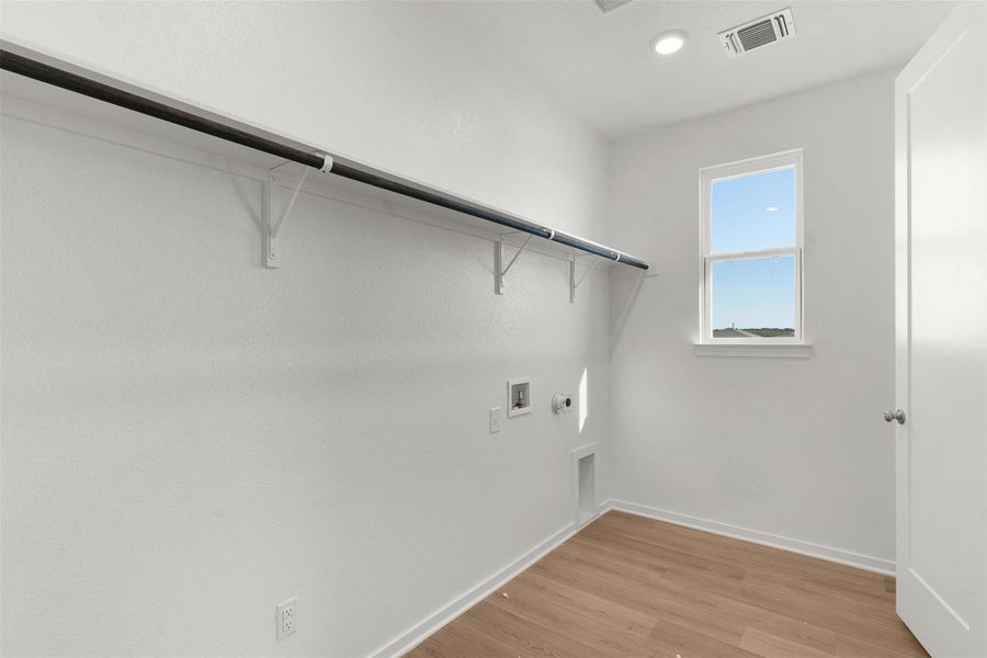 REPRESENTATIVE OF FLOOR PLAN ONLY REPRESENTATIVE OF FLOOR PLAN ONLY