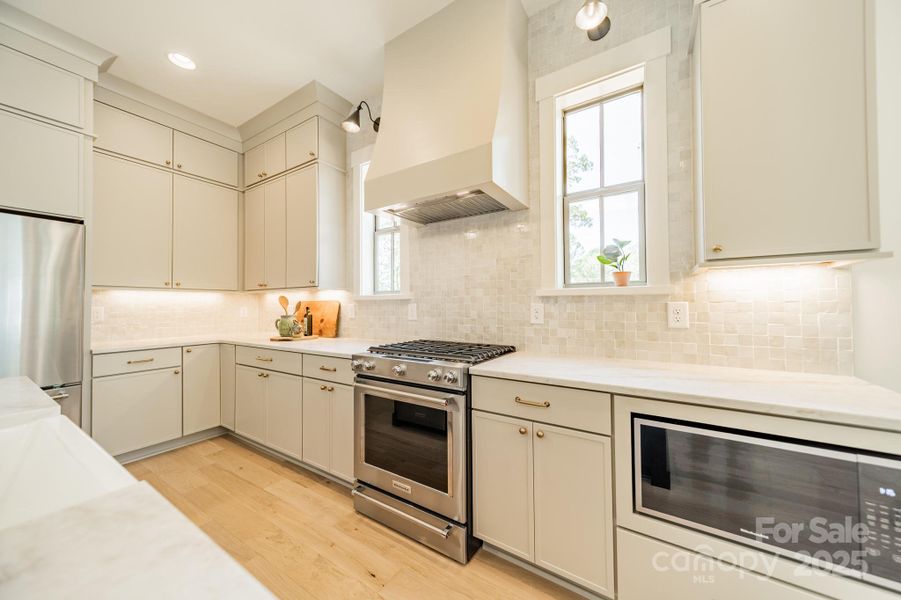 Furnished interior view inside a new home in , Charlotte (Image 9).