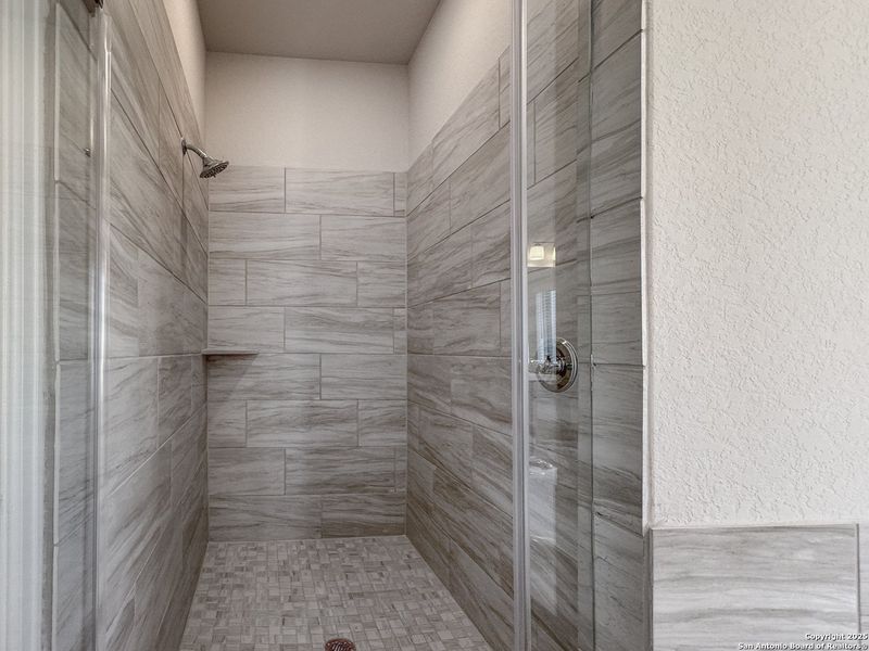 Image 40 of a home in Cibolo Canyons 50'. Image 40 of a home in Cibolo Canyons 50'.