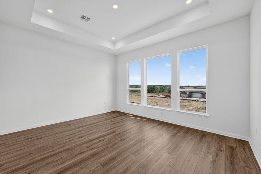 Spacious, unfurnished interior of a new home in Silverleaf, Cedar Creek (Image 22). Spacious, unfurnished interior of a new home in Silverleaf, Cedar Creek (Image 22).