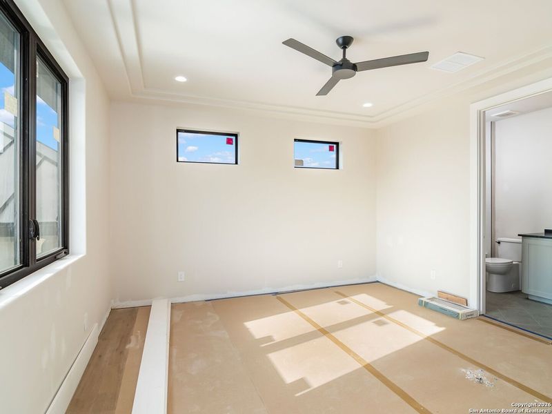 Image 45 of a home in .