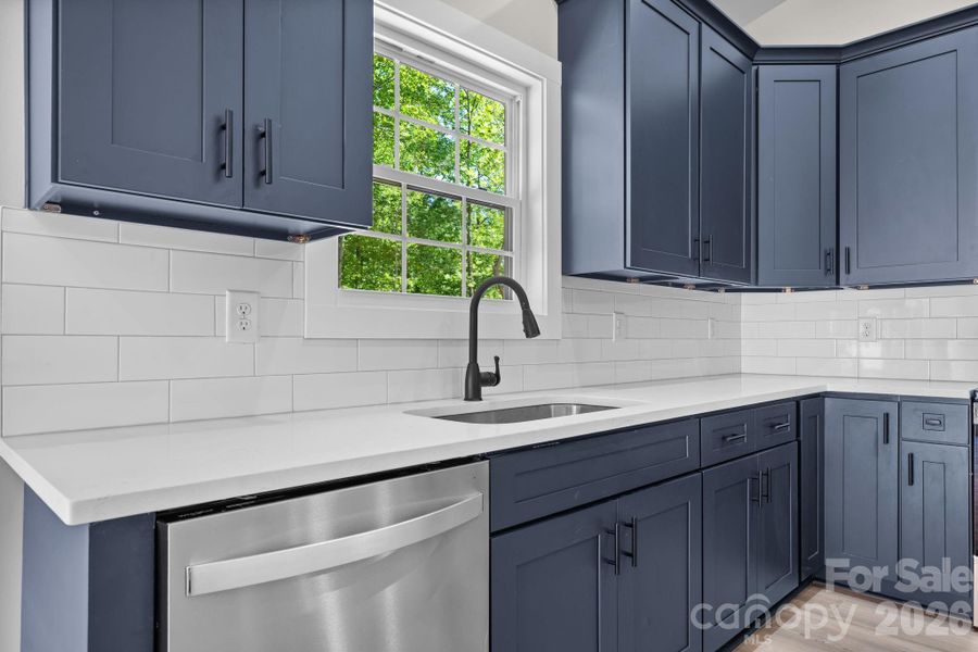 Image 36 of a home in .