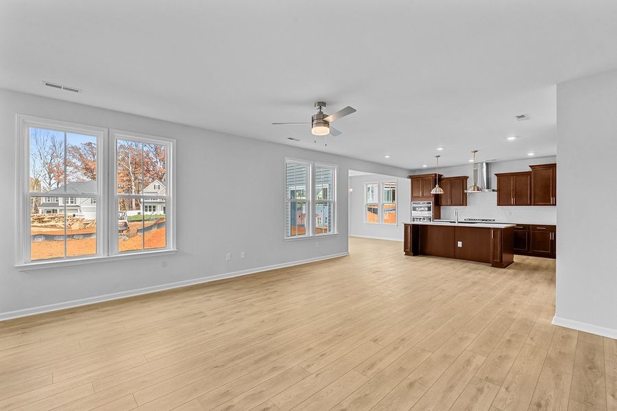Spacious, unfurnished interior of a new home in Hanes Lake, Winston-Salem (Image 20).