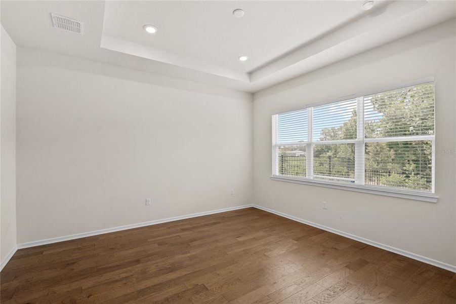 Spacious, unfurnished interior of a new home in , Winter Garden (Image 33). Spacious, unfurnished interior of a new home in , Winter Garden (Image 33).