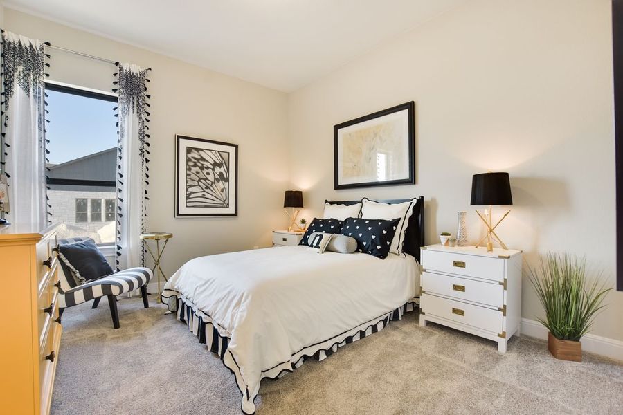 Representative furnished interior of a home built from the Siena II by Giddens Homes in Clearwater Ranch, Liberty Hill (Image 11).