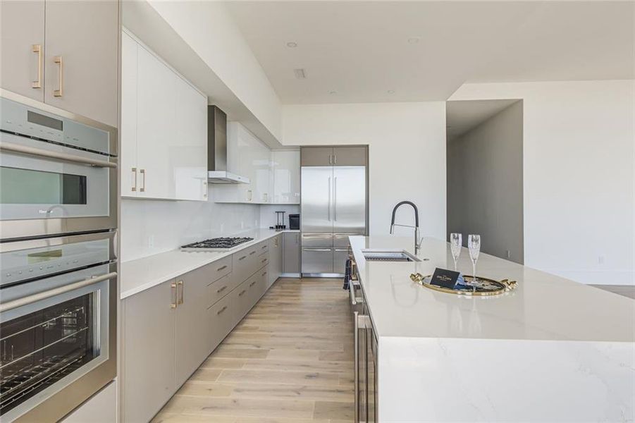 Furnished interior view inside a new home in The Dillon Buckhead, Atlanta (Image 9).