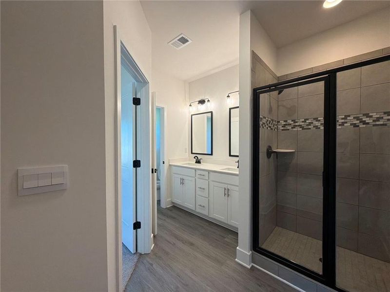 Furnished interior view inside a new home in Tuscany Hills, Douglasville (Image 8).