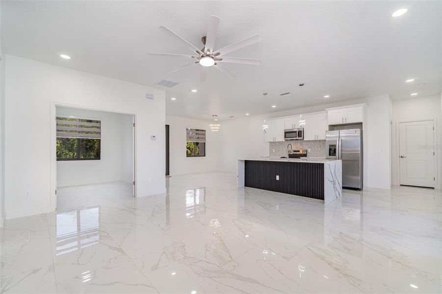 Image 27 of a home in .