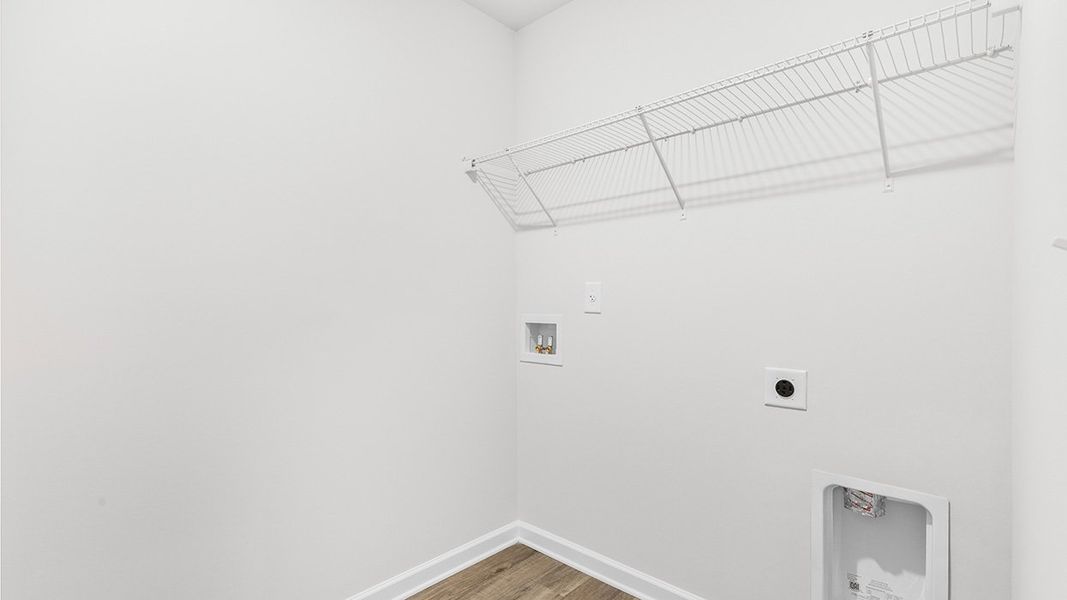 Spacious, unfurnished interior of a new home in Echo Glen, Stockbridge (Image 26).