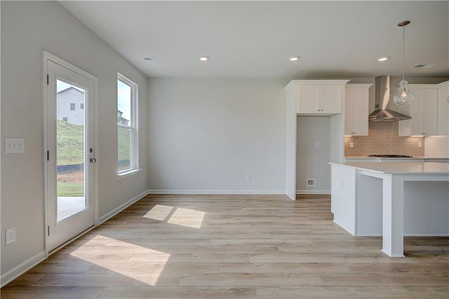 Spacious, unfurnished interior of a new home in Kingston, Locust Grove (Image 26).