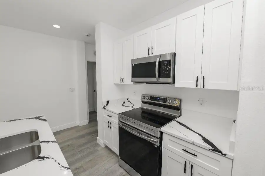 Furnished interior view inside a new home in , Lakeland (Image 6).