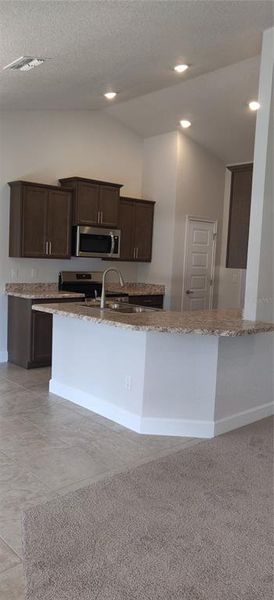Furnished interior view inside a new home in Royal Highlands, Weeki Wachee (Image 7).