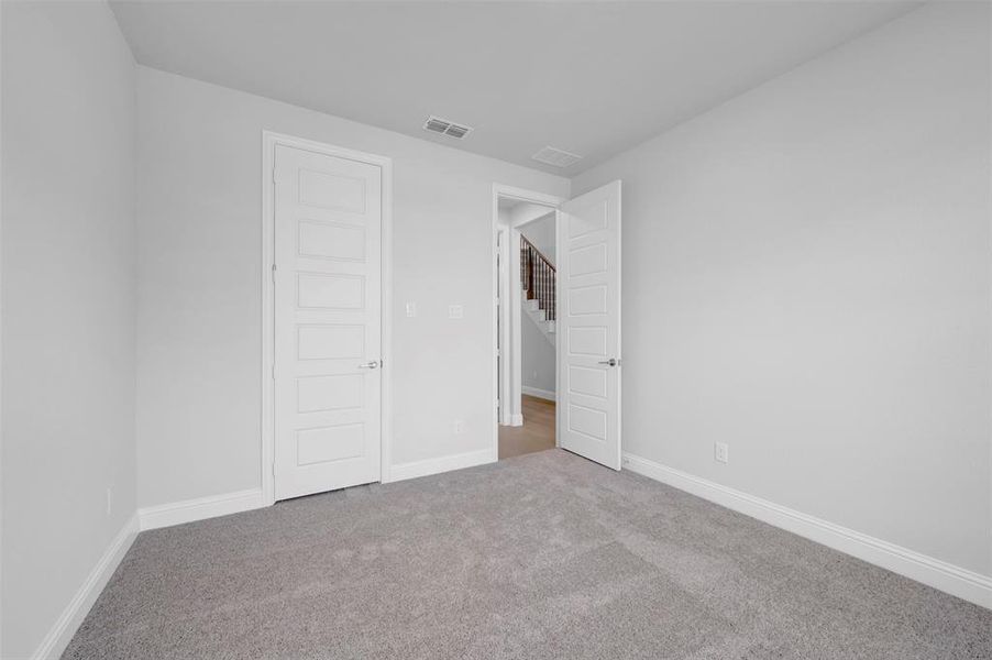 Spacious, unfurnished interior of a new home in Aster Park, McKinney (Image 19).