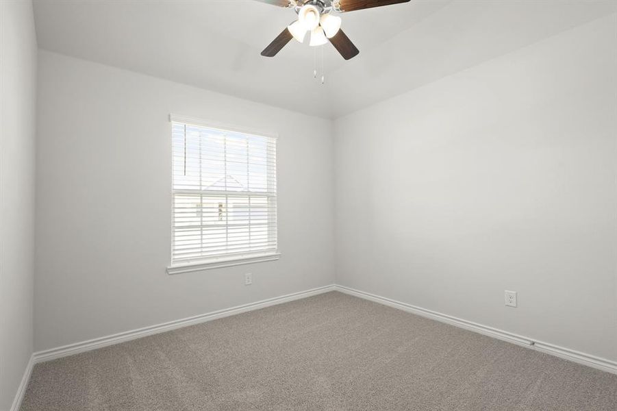 Spacious, unfurnished interior of a new home in Burgess Meadows, Cleburne (Image 18).