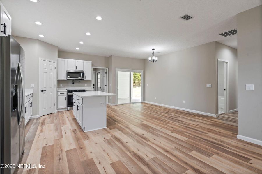 Image 33 of a home in .