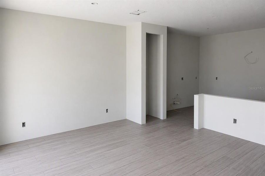 Spacious, unfurnished interior of a new home in , Tampa (Image 3). Spacious, unfurnished interior of a new home in , Tampa (Image 3).