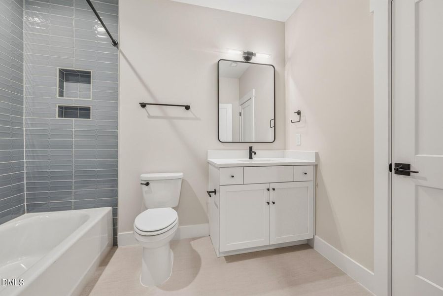 8017 Bud Morris (59) 8017 Bud Morris (59)