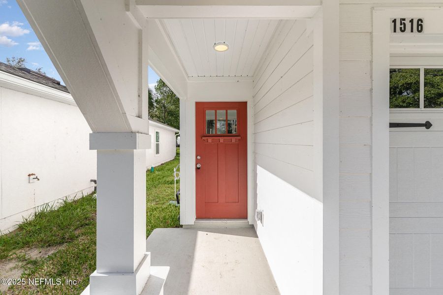 Spacious, unfurnished interior of a new home in , Jacksonville (Image 15).