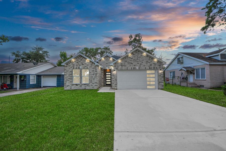 Exterior details and patio area of a home in , La Porte (Image 32).