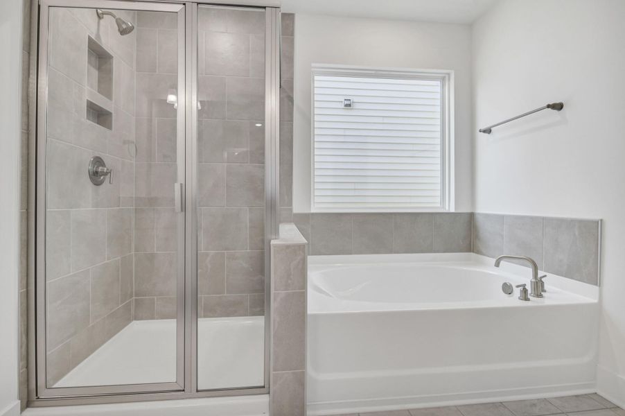 Furnished interior view inside a new home in Ashton Lakes, Lexington (Image 13).