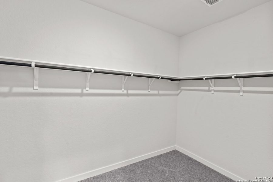 Spacious, unfurnished interior of a new home in August Fields, New Braunfels (Image 29). Spacious, unfurnished interior of a new home in August Fields, New Braunfels (Image 29).