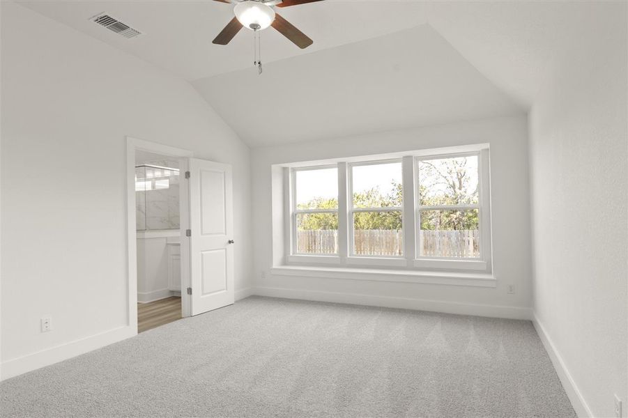 Spacious, unfurnished interior of a new home in Grande Estates, Bertram (Image 16).