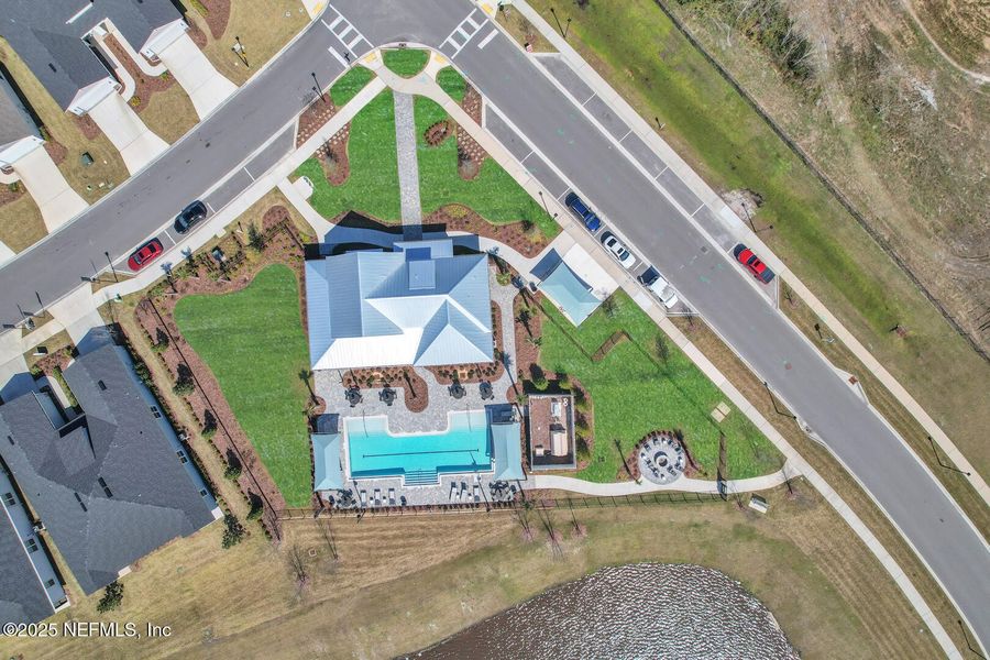 Image 33 of a home in Everlake at Mandarin.