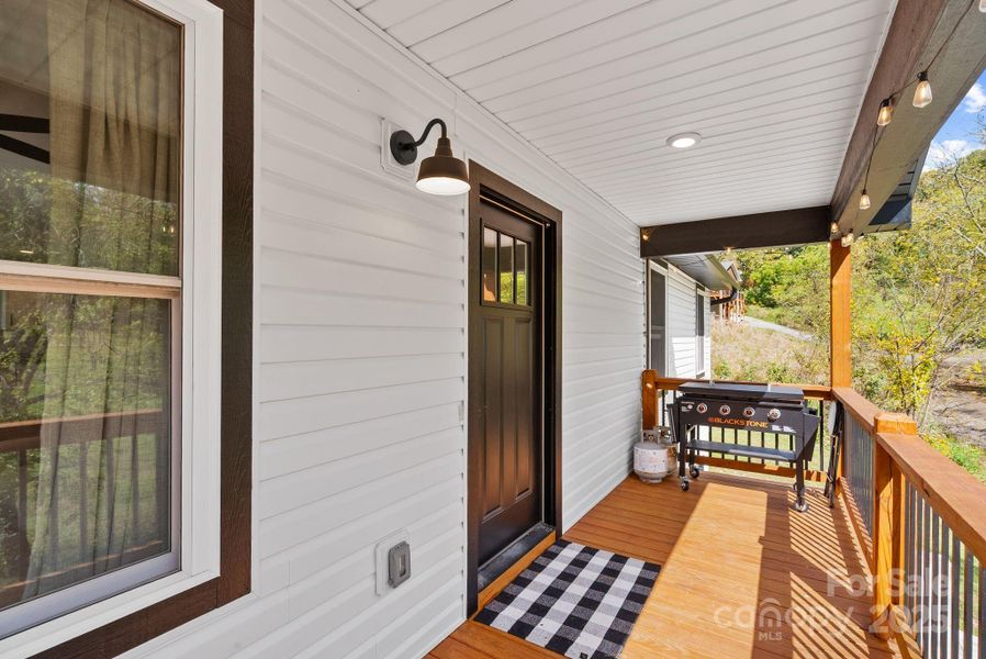 It's not here yet...but this might be the perfect spot for a porch swing... It's not here yet...but this might be the perfect spot for a porch swing...