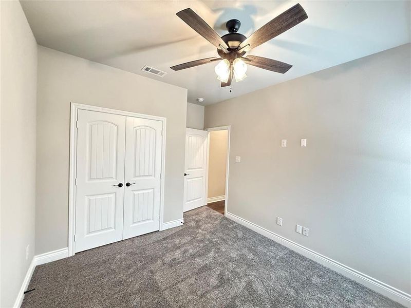 Spacious, unfurnished interior of a new home in , Greenville (Image 16).