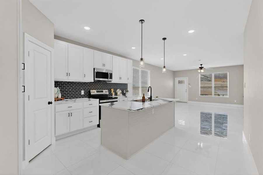 Furnished interior view inside a new home in , Dallas (Image 6). Furnished interior view inside a new home in , Dallas (Image 6).