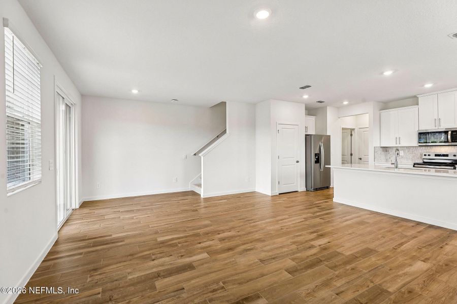 Spacious, unfurnished interior of a new home in Parkside at Shearwater, St. Augustine (Image 16).