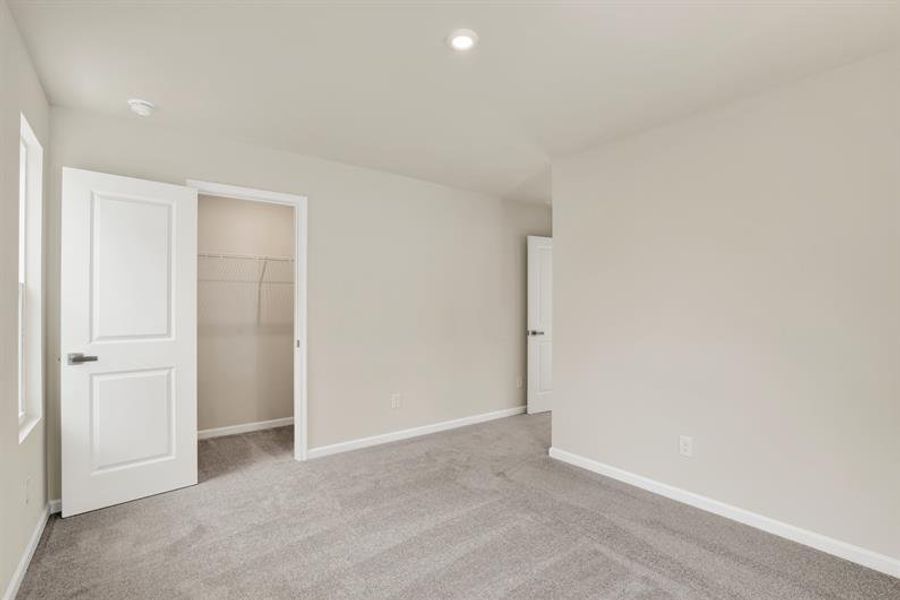 Spacious, unfurnished interior of a new home in Royal Oaks Cottages, Hardeeville (Image 22). Spacious, unfurnished interior of a new home in Royal Oaks Cottages, Hardeeville (Image 22).