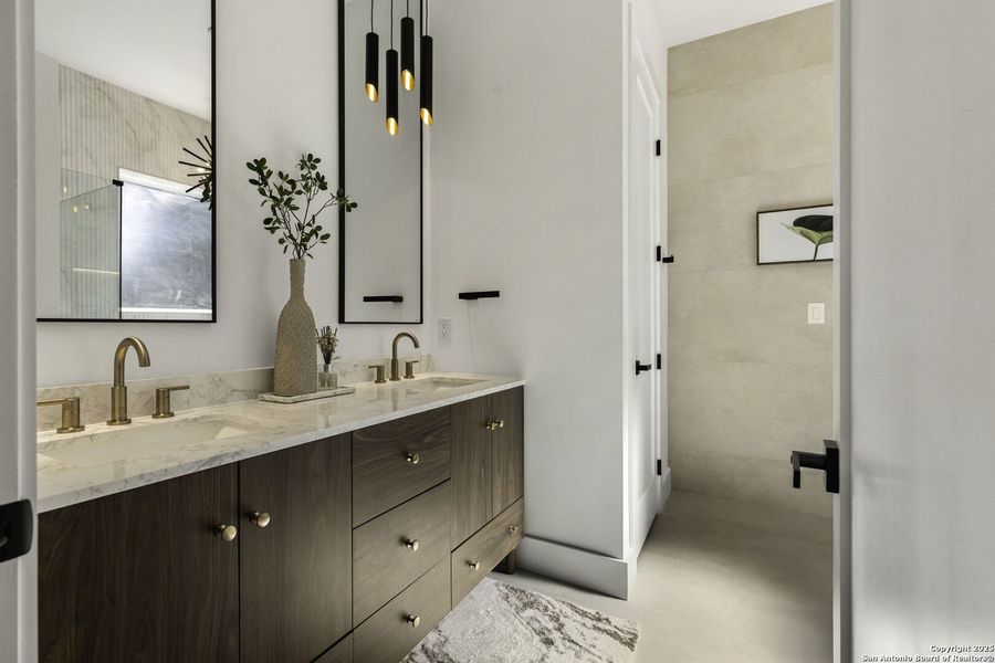 Furnished interior view inside a new home in , Boerne (Image 15).