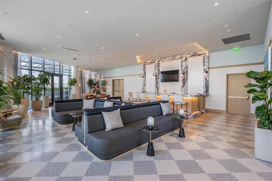 Community amenities in The Ritz-Carlton Residences, Tampa (Image 55).