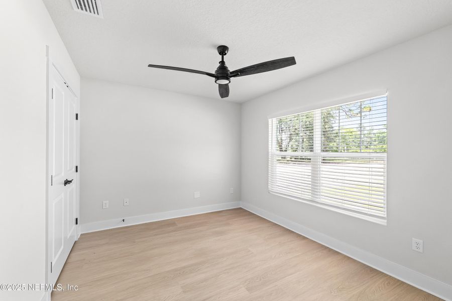 Spacious, unfurnished interior of a new home in , Middleburg (Image 20). Spacious, unfurnished interior of a new home in , Middleburg (Image 20).