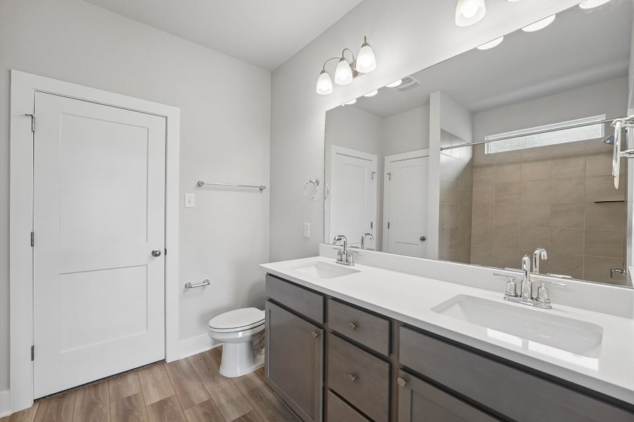 Furnished interior view inside a new home in North Point, Temple (Image 5).