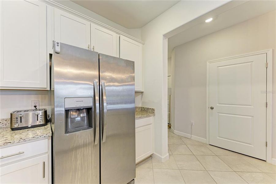 Furnished interior view inside a new home in , Bradenton (Image 8).