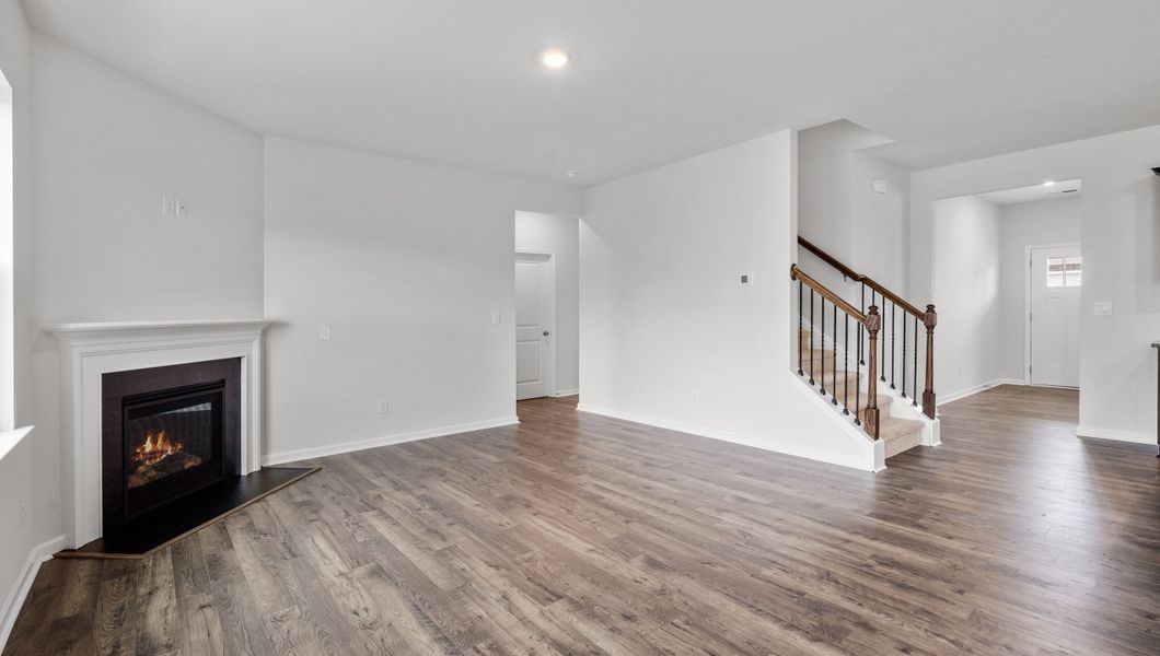 Spacious, unfurnished interior of a new home in Hunters Ridge, Woodruff (Image 19).